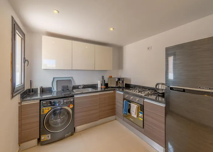 2-bedroom Penthouse In G-cribs Gouna דירה הורגהדה
