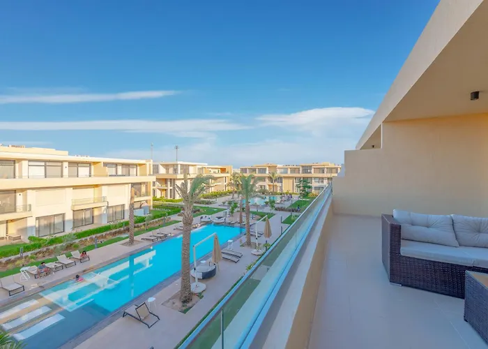 2-bedroom Penthouse In G-cribs Gouna